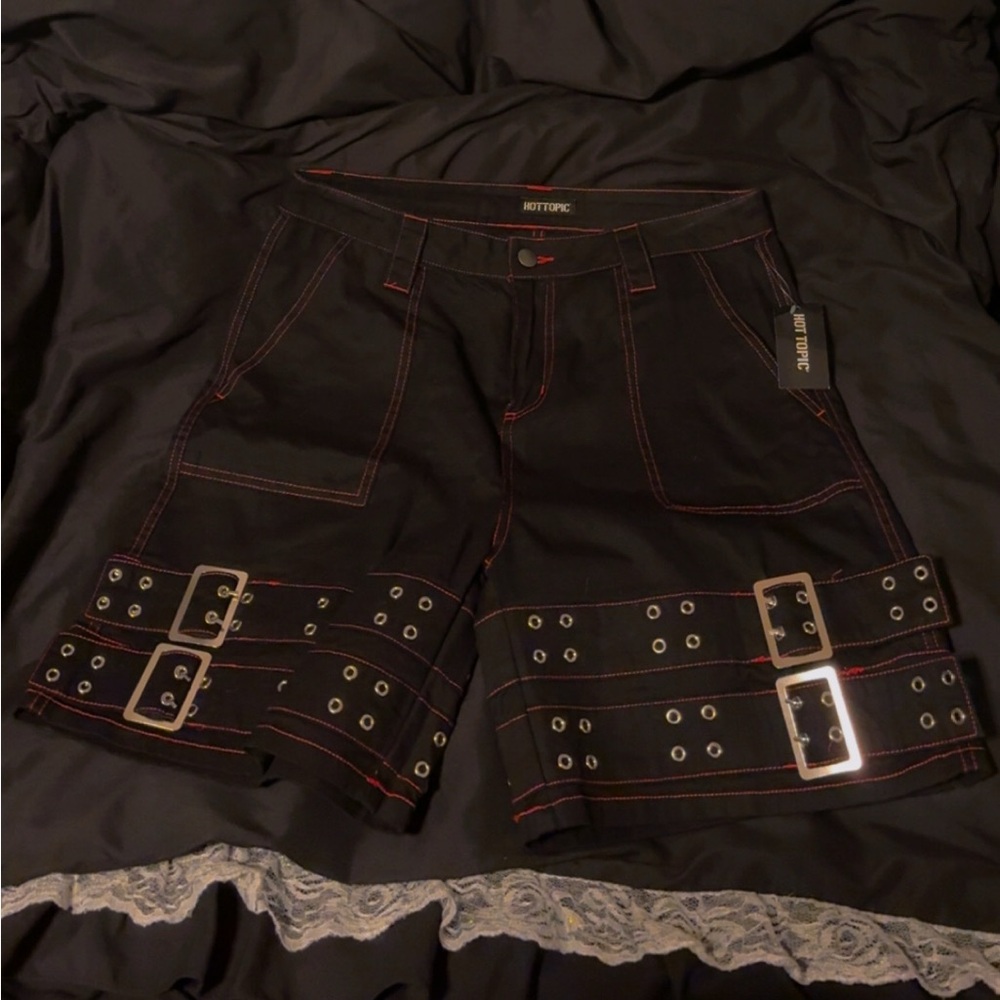 Hot Topic Black High Rise Jeans with Red Stitching New With Tags Size 9